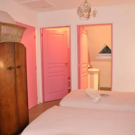 Le Nid De Val'ry Frühstückspension 3*